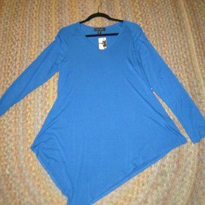 Karen Kane Tunic from the Join the conversation collection In blue  Size XL  NWT